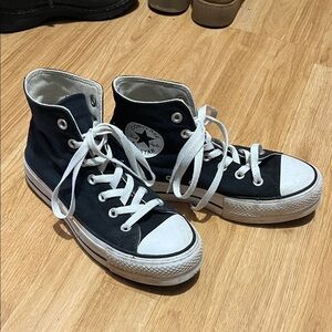 Converse Chuck Taylor All Star in Navy and White